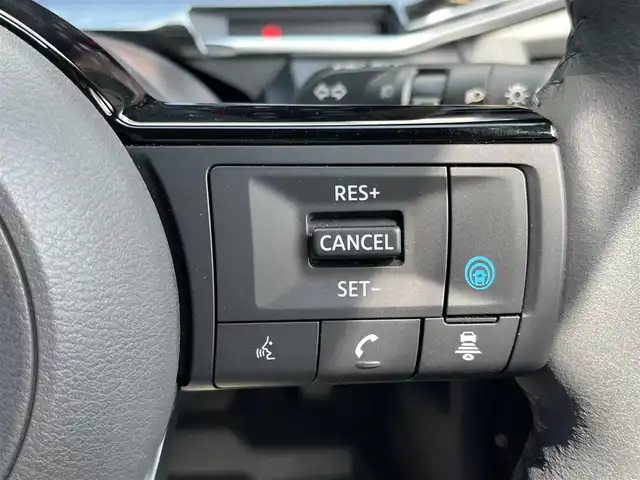 日産 オーラ G レザーエディション 奈良県 2023(令5)年 2.1万km ピュアホワイトパール / スーパーブラック 2トーン ワンオーナー/純正ナビ(フルセグTV/AM・FM/BT/AppleCarPlay/AndroidAuto/HDMI)/BOSEサウンド/ADVAN17インチアルミホイール/ローダウン(純正サスペンション積込)/アラウンドビューモニター/ビルトインETC2.0/プロパイロット/インテリジェントエマージェンシーブレーキ/インテリジェントクルーズコントロール/インテリジェントルームミラー/前方ドライブレコーダー/シートヒーター(D/N席)/ステアリングヒーター/純正フロアマット/スペアキー