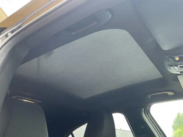 メルセデス・ベンツ Ａ１８０ AMG スタイル 静岡県 2017(平29)年 4.5万km コスモスブラック サンルーフ/純正ディスプレイオーディオ/DVD/CD/SD/BT/USB/バックカメラ/ハーフレザーシート/前席シートヒーター /前席メモリー付パワーシート/衝突軽減ブレーキ/レーンキープアシスト/ブラインドスポットモニター/クリアランスソナー/レーダークルーズコントロール/前後ドライブレコーダー/LEDヘッドライト/純正18インチAW/スマートキー×2/保証書/取扱説明書/R3/5点検記録簿有