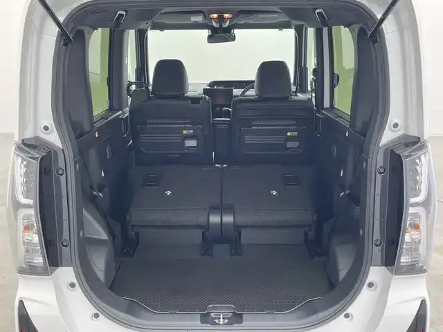 ダイハツ タント カスタム RS 群馬県 2025(令7)年 0.1万km未満 シャイニングホワイトパール 届出済未使用車　純正９型ディスプレイオーディオ　フルセグＴＶ　両側パワースライドドア　横滑り抑制機能　衝突軽減ブレーキ　アイドリングストップ　前席シートヒーター　ＬＥＤライト　純正アルミホイール　禁煙