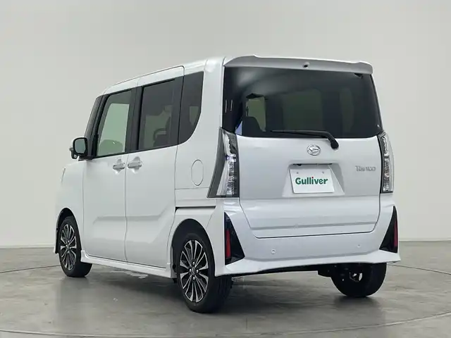 ダイハツ タント カスタム RS 群馬県 2025(令7)年 0.1万km未満 シャイニングホワイトパール 届出済未使用車　純正９型ディスプレイオーディオ　フルセグＴＶ　両側パワースライドドア　横滑り抑制機能　衝突軽減ブレーキ　アイドリングストップ　前席シートヒーター　ＬＥＤライト　純正アルミホイール　禁煙