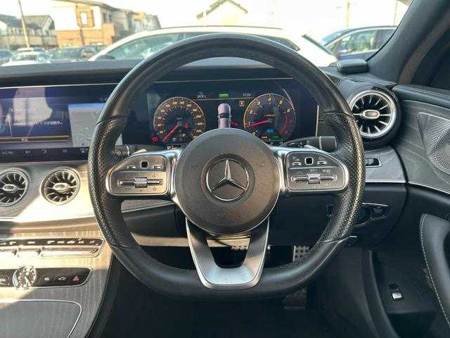 メルセデス・ベンツ ＣＬＳ４５０ 4マチック スポーツ 埼玉県 2018(平30)年 4.5万km オブシディアンブラック エクスクルーシＰ/アラウンドビューカメラ/純正HDDナビ/(Bluetooth/USB/フルセグ)/レーダーセーフティＰ/ガラススライディングルーフ/レーダーセーフティＰ/ヘッドアップディスプレイ/シートヒーター/シートベンチレーション　