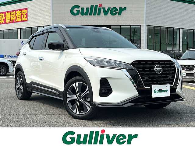 日産 キックス X 鳥取県 2020(令2)年 4.9万km ブリリアントホワイトパール/ピュアブラック 2トーン 純正9インチナビ/フルセグ/DVD/CD/BT/USB/アラウンドビューモニター/プロパイロット/エマージェンシーブレーキ/デジタルインナーミラー/ハーフレザーシート/ETC/ドライブレコーダー/前席シートヒーター/LEDヘットライト/純正17インチアルミホイール/プッシュエンジンスタート/スマートキー×２/フロアマット/保証書・取扱説明書
