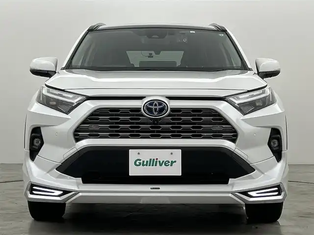 トヨタ ＲＡＶ４ ハイブリッドG 福岡県 2023(令5)年 3.1万km プラチナホワイトパールマイカ モデリスタエアロ/サンルーフ/純正10.5インチディスプレイオーディオナビ/プリクラッシュセーフティ/パーキングサポートブレーキ/車線逸脱/オートハイビーム/ブラインドスポットモニター/運転席パワーシート/ステアリングヒーター/前席シートヒーター／ベンチレーション/パワーバックドア/デジタルインナーミラー/レザーシート/ETC２．０