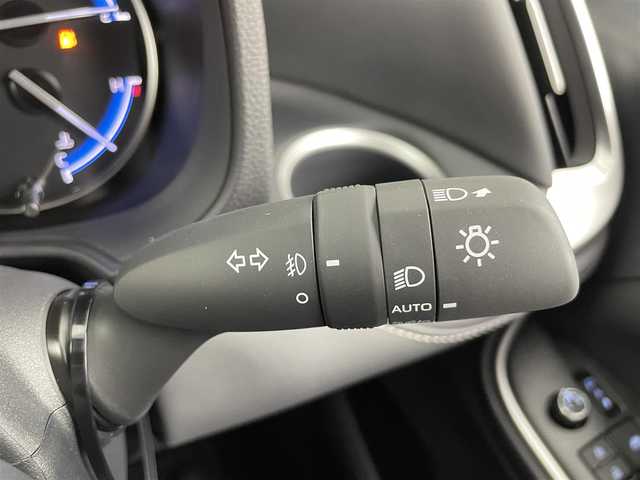 トヨタ ノア ハイブリッド S－Z 大分県 2025(令7)年 0.1万km未満 アティチュードブラックマイカ 純正10.5インチナビ/（CD/DVD/HDMI/BT/AppleCarPlay/フルセグ）/パノラミックビューモニター/快適利便パッケージ(High)/・パワーバックドア/・ナノイー X/・ハンズフリーデュアルパワースライドドア/・２列目オットマン・シートヒーター/・ステアリングヒーター/トヨタセーフティセンス/・プリクラッシュセーフティ/・レーントレーシングアシスト/レーンディパーチャーアラート/・レーダークルーズコントロール/・オートマチックハイビーム/・ロードサインアシスト/・ドライバー異常時対応システム/・プロアクティブドライビングアシスト/・発進遅れ告知機能/アドバンスドパーク/クリアランスソナー/両側パワースライドドア/ユニバーサルステップ/アダクティブヘッドライト/純正17インチアルミホイール/ETC2.0/AC100V/ハーフレザーシート/シートヒーター(D/N)/電動パーキングブレーキ/ブレーキホールド/保証書・取扱説明書