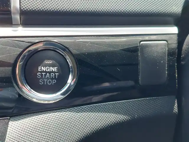 トヨタ エスティマ アエラス プレミアムエディション 東京都 2015(平27)年 6.4万km ホワイトパールクリスタルシャイン 7人乗/純正9インチナビ〈NSZA-X64T〉/・Bluetooth/・フルセグTV/・CD/DVD/バックカメラ/ビルトインETC/両側パワースライドドア/HIDヘッドライト/純正18インチアルミホイール/クルーズコントロール