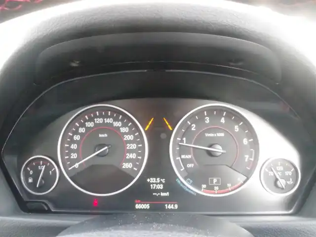 ＢＭＷ ３２０ｉ xDrive ツーリング スポーツ 岩手県 2015(平27)年 6.6万km アルピンホワイトⅢ インテリセーフ/LDW/純正HDDナビ/バックカメラ/ミラーETC/コンフォートアクセス/リアPDC/クルコン/パワーシート/D席社外シートヒーター/Pバックドア/キセノンライト/社外18インチホイール/16インチ冬タイヤホイールあり