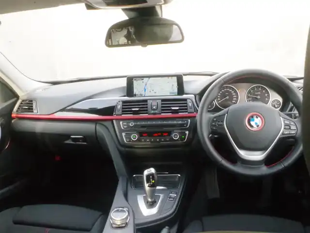 ＢＭＷ ３２０ｉ xDrive ツーリング スポーツ 岩手県 2015(平27)年 6.6万km アルピンホワイトⅢ インテリセーフ/LDW/純正HDDナビ/バックカメラ/ミラーETC/コンフォートアクセス/リアPDC/クルコン/パワーシート/D席社外シートヒーター/Pバックドア/キセノンライト/社外18インチホイール/16インチ冬タイヤホイールあり
