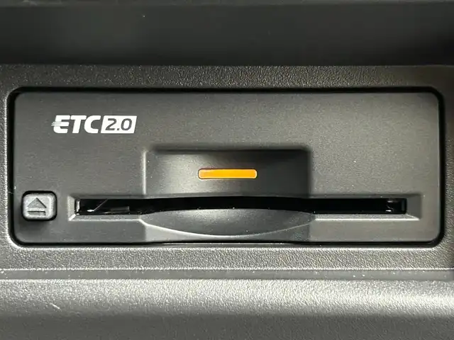 日産 セレナ e－パワー ハイウェイスター V 大阪府 2025(令7)年 0.1千km パール 360度セーフティアシスト/　・エマージェンシーブレーキ/　・前方衝突予測警報/　・アダプティブLEDヘッドライトシステム/　・車線逸脱防止支援システム/　・車線逸脱警報/　・アラウンドビューモニター/プロパイロット/純正メモリナビ/　　Bt/USB/フルセグTV/両側パワースライドドア/オートハイビーム/LEDオートライト/フォグランプ/合皮ハーフレザーシート/純正16インチアルミホイール/コーナーセンサー/アイドリングストップ/スマートキー/ビルトインETC2.0