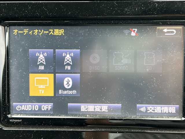トヨタ プリウス A ツーリングセレクション 福岡県 2016(平28)年 5万km グレーメタリック トヨタセーフティセンス/純正ナビ/（BLUETOOTH/フルセグ/CD/DVD/AM/FM）/バックカメラ/HUD/レーダークルーズコントロール/LEDヘッドライト/オートライト/オートマチックハイビーム/レザーシート/DN席シートヒーター/純正17インチAW/BSM/クリアランスソナー/横滑り防止装置/盗難防止装置/レーンキープアシスト/衝突軽減システム/ふらつき検知/スマートキー/ETC/保証書/取扱説明書