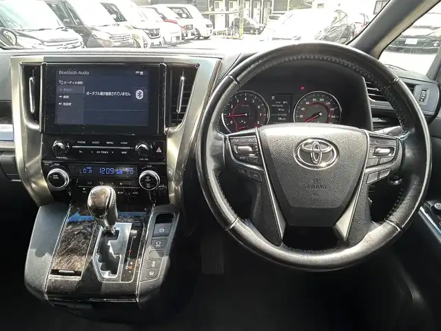 トヨタ アルファード S タイプゴールドⅡ 愛知県 2021(令3)年 7.4万km ブラック ツインムーンルーフ/デジタルインナーミラー /純正ディスプレイオーディオ/BT/AC100V/バックカメラ/ビルトインETC/純正18インチAW/両側パワースライドドア /パワーバックドア/トヨタセーフティセンス/ブラインドスポットモニター/レーダークルーズコントロール/ハーフレザーシート/純正ドアバイザー/三眼LEDヘッドライト/シーケンシャルウィンカー/スペアタイヤ