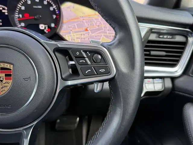 ポルシェ パナメーラ 4S 静岡県 2017(平29)年 1.9万km 黒 レザーシート/電動リアゲート/BSM/BOSEサウンド/純正ナビ/(CD/DVD/BT/CarPlay/フルセグ)/バックカメラ/ACC/LKA/パーキングアシスト/メモリー付パワーシート/全席シートヒーター/キーレスキー/ETC/純正フロアマット/純正20インチアルミホイール/保証書/取説/スペアキー