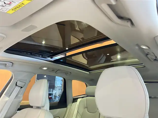 ボルボ ボルボ ＸＣ６０ B5 AWD インスクリプション 道央・札幌 2021(令3)年 3.9万km オニキスブラックP メタリックペイント/ラグジュアリーパッケージ/　・電動パノラマガラスサンルーフ/　・Bowers&Wilkinsプレミアムサウンド/Googleナビ/USB/Bluetooth/360°カメラ/ACC/BLIS/CTA/パイロットアシスト/LKA/CitySafety/フルアクティブハイビーム/ワイヤレスチャージング/LEDヘッドライト/ヘッドアップディスプレイ/ナッパレザーシート/シートヒーター/シートベンチレーション/ステアリングヒーター/パワーテールゲート/Googleナビは2025年12月以降は有償(無料期間4年)