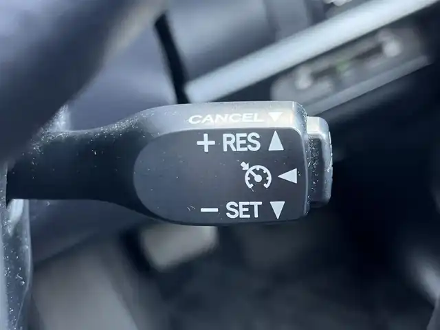 トヨタ ヴォクシー ZS 煌Ⅲ 奈良県 2020(令2)年 5.5万km ブラック 純正9インチナビ（NSZT-Y68T）/（フルセグ/BT/CD/DVD)/クルーズコントロール/バックカメラ/前後コーナーセンサー/プリクラッシュセーフティ/レーンキープアシスト/両側パワースライドドア/ハーフレザーシート/後席サンシェード/ETC2.0/前後ドライブレコーダー（DC-DR652）/純正16インチAW/取り扱い説明書/スペアキーX1