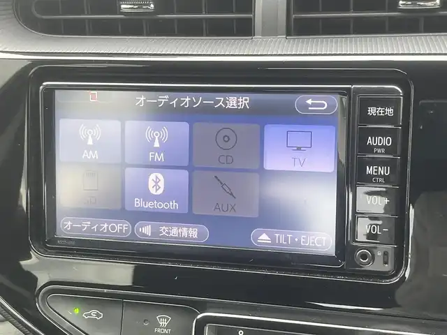 トヨタ アクア S 島根県 2018(平30)年 5.7万km コバルトブルーメタリック 純正SDナビ　/フルセグTV　/Ｂｌｕｅｔｏｏｔｈ接続　/バックカメラ　/ビルトインＥＴＣ　/衝突被害軽減システム　/アイドリングストップ　/横滑り防止装置　/純正フロアマット　/保証書　/取扱説明書　/スペアキー1本