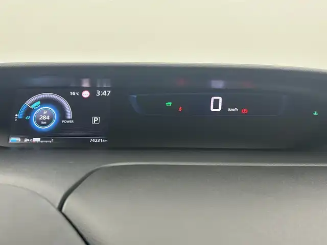 日産 セレナ e－パワー ハイウェイスター 千葉県 2018(平30)年 7.5万km ブリリアントシルバー 禁煙車/エマージェンシーブレーキ/・インテリジェントパーキングアシスト/・プロパイロット/・車線逸脱警報システム/両側パワースライドドア/純正9インチメモリナビ/・型番:MM518D-L/・CD/DVD/USB/Bluetooth/フルセグTV/・ビルトインETC/・アラウンドビューモニター/・インテリジェントルームミラー/フリップダウンモニター/革巻きステアリング/・ステアリングスイッチ/・ステアリングヒーター/電子パーキング/・ブレーキホールド/左右独立エアコン/純正フロアマット/純正15インチAW/オートライト/・LEDヘッドライト/・LEDフォグランプ