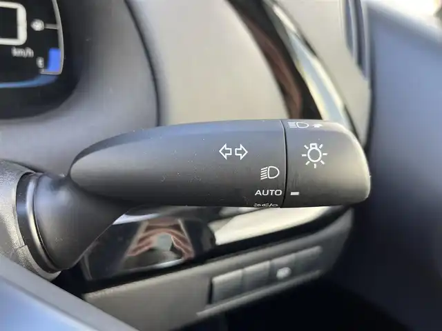 トヨタ アクア G 鳥取県 2021(令3)年 1.5万km プラチナホワイトパールマイカ 純正10.5インチDPオーディオ/フルセグ/BT/USB/ナビキット/バックカメラ・ビルトインETC/ドライブレコーダー/トヨタセーフティセンス/レーダークルーズコントロール/レーンキープアシスト/LEDヘットライト/オートライト/コーナーセンサー/プッシュエンジンスタート/フロアマット/ドアバイザー/取扱説明書/スペアキー