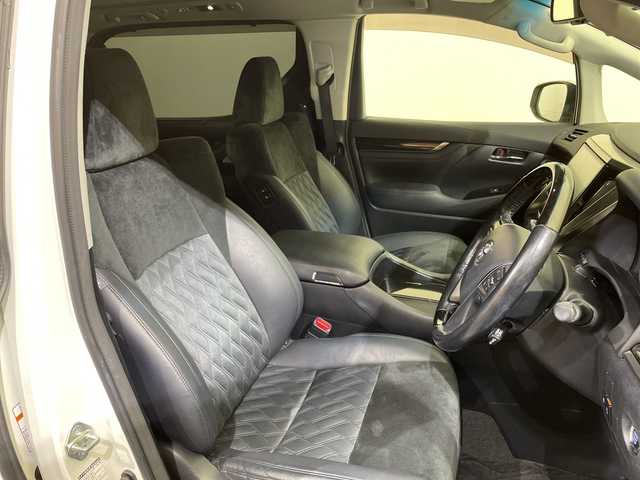 トヨタ アルファード S Cパッケージ 愛媛県 2017(平29)年 9万km ホワイトパールクリスタルシャイン ツインムーンルーフ/純正ナビ/フルセグTV/Bluetooth/バックカメラ/純正12.1型フリップダウンモニター/ETC/LEDヘッドライト/ハーフレザーシート/ウッドコンビハンドル/エグゼクティブパワーシート/レーダークルーズコントロール/パワーバックドア/ステアリングヒーター/ドライブレコーダー