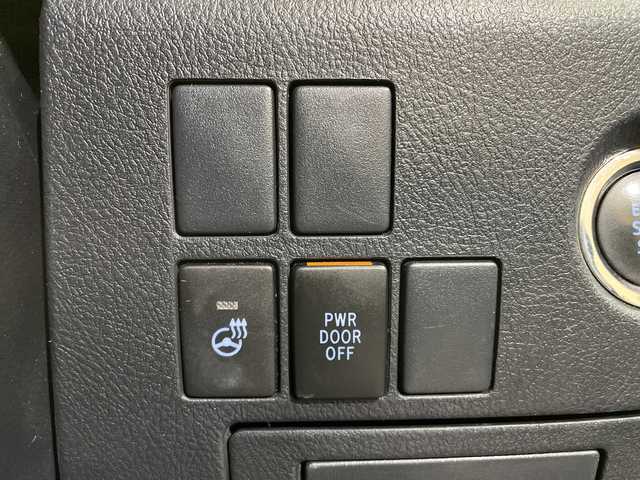 トヨタ アルファード S Cパッケージ 愛媛県 2017(平29)年 9万km ホワイトパールクリスタルシャイン ツインムーンルーフ/純正ナビ/フルセグTV/Bluetooth/バックカメラ/純正12.1型フリップダウンモニター/ETC/LEDヘッドライト/ハーフレザーシート/ウッドコンビハンドル/エグゼクティブパワーシート/レーダークルーズコントロール/パワーバックドア/ステアリングヒーター/ドライブレコーダー