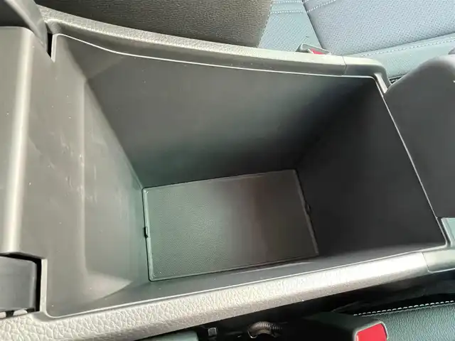 ホンダ ＺＲ－Ｖ Z 宮崎県 2023(令5)年 3万km スーパープラチナグレーメタリック メーカー純正ナビ/全方位カメラ/アダプティブクルーズコントロール/レーンキープアシスト/前後ドライブレコーダー/電動リアゲート/ETC2.0/パワーシート(D/N)/レザーシート/シートヒーター(D/N)/ブラインドスポットインフォメーション/衝突軽減ブレーキ/ステアリングヒーター/置くだけ充電/メモリーシート