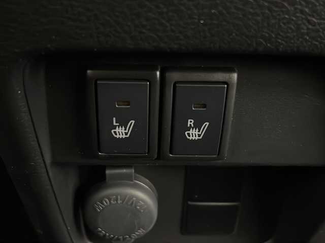 スズキ ハスラー HYBRID G 秋田県 2024(令6)年 0.5万km アクティブイエロー/ガンメタリック2トーン 4WD/セーフティサポート　/社外SDナビ　/　　CD/DVD/BT/フルセグTV/バックカメラ　/レーダークルーズコントロール　/LEDオートライト　/前席シートヒーター　/純正15インチアルミホイール　/オートマチックハイビーム　/アイドリングストップ/レーンキープアシスト/スマートキー　/ETC