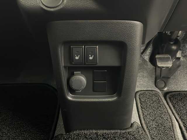 スズキ ハスラー HYBRID G 秋田県 2024(令6)年 0.5万km アクティブイエロー/ガンメタリック2トーン 4WD/セーフティサポート　/社外SDナビ　/　　CD/DVD/BT/フルセグTV/バックカメラ　/レーダークルーズコントロール　/LEDオートライト　/前席シートヒーター　/純正15インチアルミホイール　/オートマチックハイビーム　/アイドリングストップ/レーンキープアシスト/スマートキー　/ETC