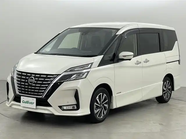 日産 セレナ ハイウェイスター V 福岡県 2020(令2)年 2.3万km ブリリアントホワイトパール 後席モニター　/純正１０型ナビ　/ドラレコ　/ＥＴＣ　/全方位カメラ　/障害物センサー　/ＡＣＣ　/エマージェンシーブレーキ　/レーンキープ　/ＢＳＷ　/パーキングアシスト　/両側電動スライドドア　/Ｗエアコン　/ＬＥＤライト