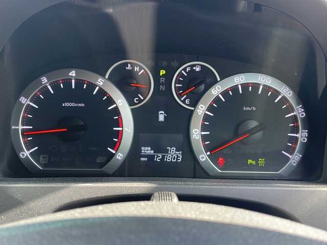 トヨタ ヴェルファイア 2．4Z プラチナセレⅡ ゴールド 道東・釧路十勝 2010(平22)年 12.2万km ホワイトパールクリスタルシャイン ・４WD/・寒冷地仕様/・純正ナビ（CD/DVD/TV/BT/SD/AM/FM）/・フルセグTV/・バックカメラ/・ETC/・両側パワースライドドア/・電動リアゲート/・純正フリップダウンモニター/・２列目オットマン/・前後コーナーセンサー/・横滑り防止装置/・フロントデアイサー/・プッシュスタート/・スマートキー×２/・社外エンジンスターター/・本革巻きステアリング/・木目調パネル/・電動格納ウィンカーミラー/・純正フロアマット/・ドアバイザー/・社外１６インチAW/・HIDヘッドライト/・フロントフォグランプ