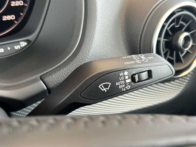 アウディ Ｑ２ 3.5TFSI シリンダーオンデマンドスポーツ 茨城県 2020(令2)年 1.4万km ナノグレー/フロレットシルバーM ブラックスタイリングパッケージ/アシスタンスパッケージ/ナビゲーションパッケージ/純正MMI12.3ナビ/フルセグTV/Bカメラ/電動リアゲート/バーチャルコクピット/オートクルーズコントロール/ハイビームアシスト/アクティブレーンキープアシスト/ブラインドスポットモニター/シートヒーター/スマートキー/Pスタート/ETC/ドラレコ