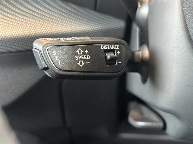 アウディ Ｑ２ 3.5TFSI シリンダーオンデマンドスポーツ 茨城県 2020(令2)年 1.4万km ナノグレー/フロレットシルバーM ブラックスタイリングパッケージ/アシスタンスパッケージ/ナビゲーションパッケージ/純正MMI12.3ナビ/フルセグTV/Bカメラ/電動リアゲート/バーチャルコクピット/オートクルーズコントロール/ハイビームアシスト/アクティブレーンキープアシスト/ブラインドスポットモニター/シートヒーター/スマートキー/Pスタート/ETC/ドラレコ