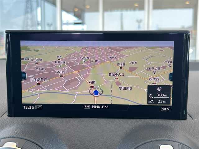 アウディ Ｑ２ 3.5TFSI シリンダーオンデマンドスポーツ 茨城県 2020(令2)年 1.4万km ナノグレー/フロレットシルバーM ブラックスタイリングパッケージ/アシスタンスパッケージ/ナビゲーションパッケージ/純正MMI12.3ナビ/フルセグTV/Bカメラ/電動リアゲート/バーチャルコクピット/オートクルーズコントロール/ハイビームアシスト/アクティブレーンキープアシスト/ブラインドスポットモニター/シートヒーター/スマートキー/Pスタート/ETC/ドラレコ