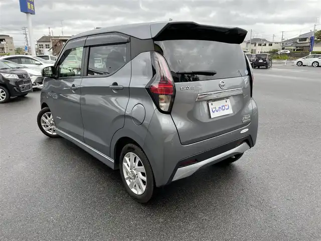 日産 デイズ ハイウェイスターX 福島県 2021(令3)年 8.7万km チタニウムグレーメタリック (株)IDOMが運営する【じしゃロンいわき店】の自社ローン専用車両になります。こちらは現金またはオートローンご利用時の価格です。自社ローンご希望の方は別途その旨お申付け下さい/登録時走行距離87021km/純正ディーラーオプションナビゲーション/型番：MM321D-L/【AM/FM/SD/USB】/アラウンドビューカメラ/バックカメラ/プッシュスタート/スマートキー/USBポート/サイドバイザー/フロアマット/純正アルミホイール