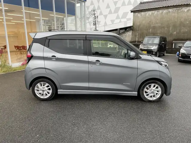 日産 デイズ ハイウェイスターX 福島県 2021(令3)年 8.7万km チタニウムグレーメタリック (株)IDOMが運営する【じしゃロンいわき店】の自社ローン専用車両になります。こちらは現金またはオートローンご利用時の価格です。自社ローンご希望の方は別途その旨お申付け下さい/登録時走行距離87021km/純正ディーラーオプションナビゲーション/型番：MM321D-L/【AM/FM/SD/USB】/アラウンドビューカメラ/バックカメラ/プッシュスタート/スマートキー/USBポート/サイドバイザー/フロアマット/純正アルミホイール