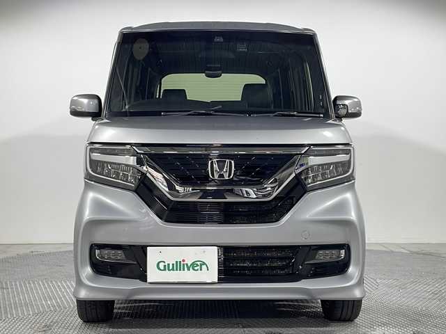 ホンダ Ｎ ＢＯＸ カスタム G EX ターボ ホンダセンシング 広島県 2018(平30)年 4.2万km ルナシルバーM 純正8型ナビ/両側パワースライドドア/バックカメラ/ハーフレザーシート/パドルシフト/ホンダセンシング/・衝突軽減ブレーキ/・レーンキープアシスト/・アダプティブクルーズコントロール/・オートハイビーム/・誤発進抑制機能/LEDヘッドランプ/純正15インチAW/ETC/ドライブレコーダー