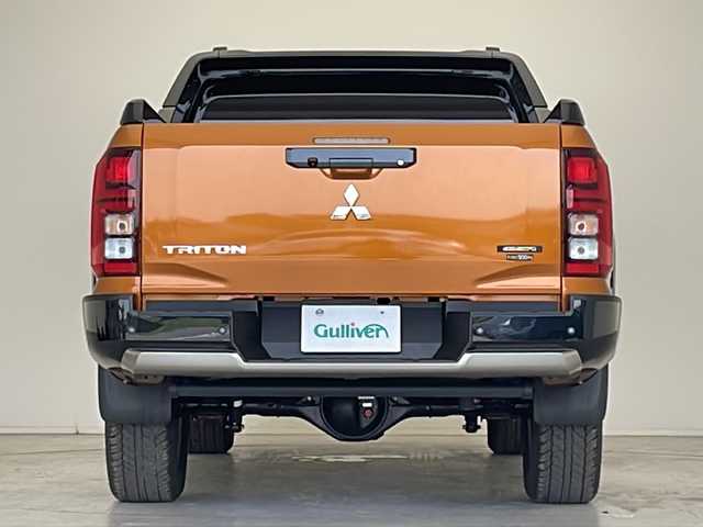 三菱 トライトン GSR 愛知県 2024(令6)年 0.2万km オレンジ 衝突軽減システム/純正ディスプレイオーディオ（ナビあり）/全方位カメラ/レーダークルーズコントロール/シートヒーター/フルセグ/Bluetooth/バックカメラ/パワーシート/コーナーセンサー/純正アルミホイール/ルーフレール/ブラインドスポットモニター/LEDヘッドライト/ステアリングヒーター/ダウンヒルアシストコントロール/オートマチックハイビーム/ETC/ステアリングスイッチ/スマートキー/プッシュスタート