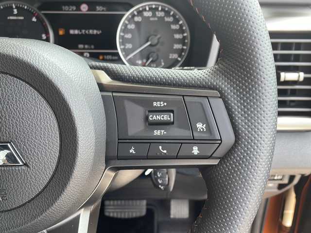 三菱 トライトン GSR 愛知県 2024(令6)年 0.2万km オレンジ 衝突軽減システム/純正ディスプレイオーディオ（ナビあり）/全方位カメラ/レーダークルーズコントロール/シートヒーター/フルセグ/Bluetooth/バックカメラ/パワーシート/コーナーセンサー/純正アルミホイール/ルーフレール/ブラインドスポットモニター/LEDヘッドライト/ステアリングヒーター/ダウンヒルアシストコントロール/オートマチックハイビーム/ETC/ステアリングスイッチ/スマートキー/プッシュスタート