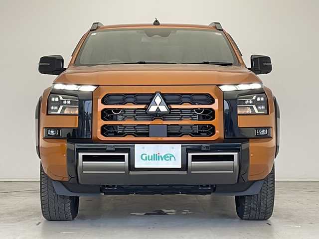 三菱 トライトン GSR 愛知県 2024(令6)年 0.2万km オレンジ 衝突軽減システム/純正ディスプレイオーディオ（ナビあり）/全方位カメラ/レーダークルーズコントロール/シートヒーター/フルセグ/Bluetooth/バックカメラ/パワーシート/コーナーセンサー/純正アルミホイール/ルーフレール/ブラインドスポットモニター/LEDヘッドライト/ステアリングヒーター/ダウンヒルアシストコントロール/オートマチックハイビーム/ETC/ステアリングスイッチ/スマートキー/プッシュスタート