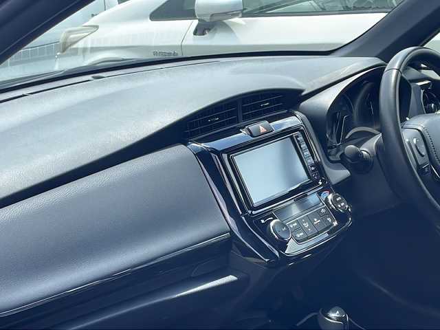 トヨタ カローラ フィールダー ハイブリッドG ダブルバイビー 千葉県 2018(平30)年 2.5万km ブラックマイカ ナビNSCD-W66 バックカメラ クルコン セーフティセンス ビルトインETC レーンアシスト 衝突被害軽減 クリアランスソナー オートハイビーム PKSB weds17インチAW LEDライト