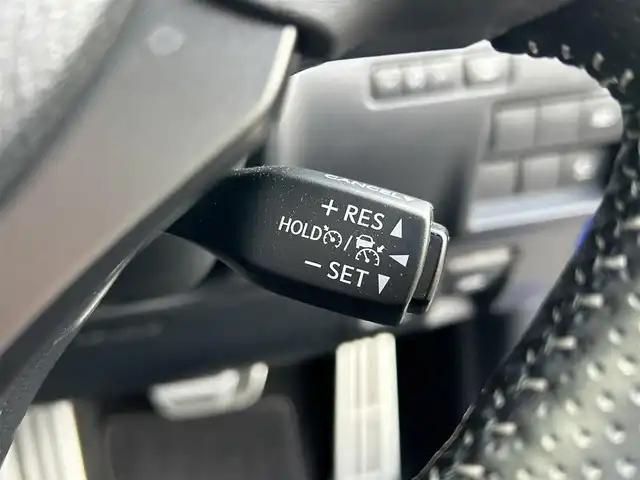 レクサス ＩＳ 300h Fスポーツ 愛知県 2021(令3)年 3.7万km ヒートブルーコントラストレイヤリング サンルーフ/純正ナビ/（BT/AM/FM/CD/DVD/Miracast)/パノラミックビューモニター/ビルトインETC2.0/ドライブレコーダー/セーフティシステムプラス/・LEDオートライト/・LEDオートマチックハイビーム/・レーダークルーズコントロール/・プリクラッシュセーフティ/・レーントレーシングアシスト/・ブラインドスポットモニター/・パーキングサポート/・トラクションコントロール/ステアリングヒーター/運転席＆助手席シートヒーター/運転席＆助手席パワーシート/純正１９インチAW/純正フロアマット