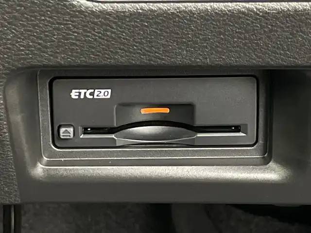 日産 セレナ e－パワー ハイウェイスター V 愛知県 2025(令7)年 0.1千km プリズムホワイト 登録済未使用車/純正12.3インチワイドディスプレイ/（AM/FM/フルセグTV/Bluetooth）/HDMI接続/プロパイロット/インテリジェントルームミラー/アラウンドビューカメラ/インテリジェントクルーズコントロール/両側パワースライドドア/e-Pedal/純正16インチアルミホイール/エマージェンシーブレーキ/ハンドル支援/車線逸脱警報システム/後側方車線検知警報/踏み間違い衝突防止支援/先行者発進通知/標識検知支援/ソナー/ふらつき警報/ビルトイン2.0ETC/AUTOHOLD/オートハイビーム/オートライト/LEDヘッドライト/フロントフォグ