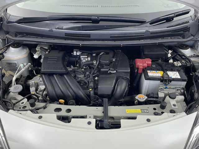 日産 ノート X Vセレクション 徳島県 2020(令2)年 4.9万km ブリリアントホワイトパール インテリジェントエマージェンシーブレーキ/車線逸脱警報システム/フロント＆バックソナー/アラウンドビューモニター/純正メモリナビ/・FM/AM/CD/DVD/BT/LEDヘッドライト/オートライト/電格ウィンカーミラー/デジタルインナーミラー/純正フロアマット/ETC/アイドリングストップ/エンジンプッシュスタート/スマートキー