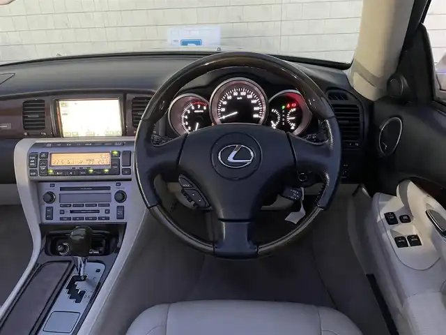 レクサス ＳＣ 430 愛知県 2007(平19)年 5.9万km プレミアムベージュメタリック ・純正マルチナビ/・CDチェンジャー/・マークレビンソン/・ETC/・パワーシート（運転席・助手席）/・シートヒーター（運転席・助手席）/・純正フロアマット/・社外18インチアルミホイール/・純正HIDヘッドライト/・リモコンキー/・クルーズコントロール/AISINドアスタビライザー
