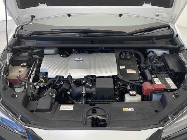 トヨタ プリウス Sツーリングセレクション 沖縄県 2019(平31)年 7.5万km ホワイトパールクリスタルシャイン 純正ナビゲーション（ＫＳＺＴ－Ｙ６８Ｔ）/フルセグテレビ/DVD/CD/ＥＴＣ/Ｂｌｕｅｔｏｏｔｈ/ドライブレコーダー（前後）/クルーズコントロール/ステアリングスイッチ/スペアキー/レザーシート/シートヒーター/バックモニター/LEDヘッドライト/電動格納ミラー