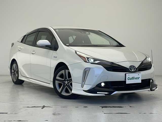トヨタ プリウス Sツーリングセレクション 沖縄県 2019(平31)年 7.5万km ホワイトパールクリスタルシャイン 純正ナビゲーション（ＫＳＺＴ－Ｙ６８Ｔ）/フルセグテレビ/DVD/CD/ＥＴＣ/Ｂｌｕｅｔｏｏｔｈ/ドライブレコーダー（前後）/クルーズコントロール/ステアリングスイッチ/スペアキー/レザーシート/シートヒーター/バックモニター/LEDヘッドライト/電動格納ミラー