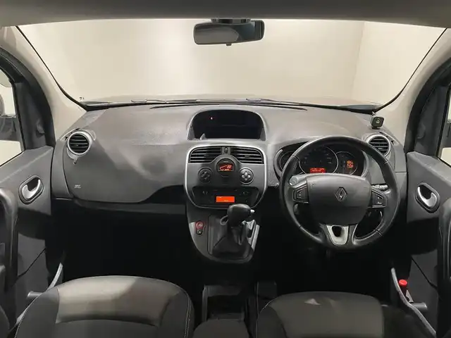 ルノー カングー ゼン 愛知県 2017(平29)年 4.1万km マロンショコラM 純正オーディオ　/Ｂｌｕｅｔｏｏｔｈ　/ＣＤ　/ＭＰ３　/ＦＭ／ＡＭ　/社外コーナーセンサー　/クルーズコントロール/ＥＴＣ　/オートエアコン　/パワーウィンドウ