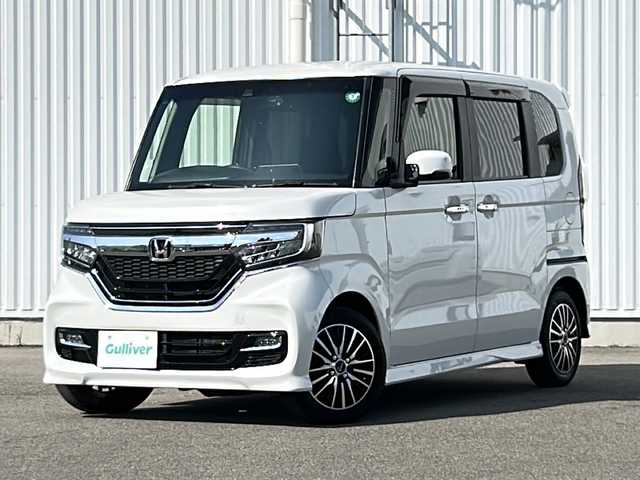 ホンダ Ｎ ＢＯＸ カスタム G L ホンダセンシング 愛媛県 2018(平30)年 5.6万km プラチナホワイトパール 純正SDナビ/Bluetooth/CD/DVD/フルセグ/USB/バックカメラ/ETC/クルーズコントロール追従有/純正フロアマット/両側パワースライドドア/社外14インチAW/コーナーセンサー後ろのみ/オートライト/オートLEDヘッドライト/レーンキープアシスト/フォグランプ/スマートキー/アイドリングストップ/プッシュスタート
