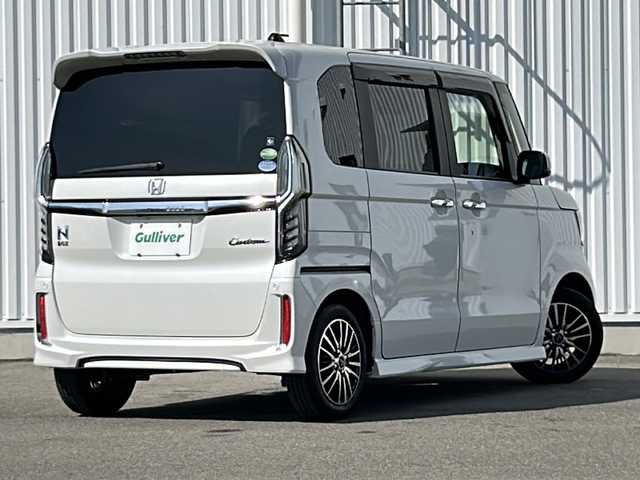 ホンダ Ｎ ＢＯＸ カスタム G L ホンダセンシング 愛媛県 2018(平30)年 5.6万km プラチナホワイトパール 純正SDナビ/Bluetooth/CD/DVD/フルセグ/USB/バックカメラ/ETC/クルーズコントロール追従有/純正フロアマット/両側パワースライドドア/社外14インチAW/コーナーセンサー後ろのみ/オートライト/オートLEDヘッドライト/レーンキープアシスト/フォグランプ/スマートキー/アイドリングストップ/プッシュスタート