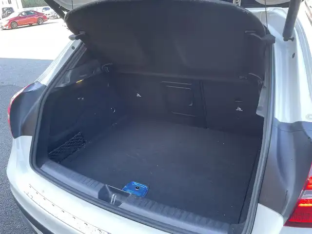 メルセデス・ベンツ ＧＬＡ２２０ 4マチック 栃木県 2019(令1)年 5.4万km ポーラホワイト パノラミックスライディングルーフ/Harman/Kardon/プレミアムパッケージ/黒革シート/パワーシート/シートヒーター/ナビ/フルセグTV/バックカメラ/ETC/パークトロニック/レーンキープアシスト/ブラインドスポット/ACC/ブレーキアシスト/パワーテールゲート/LEDヘッドライト/オートライト