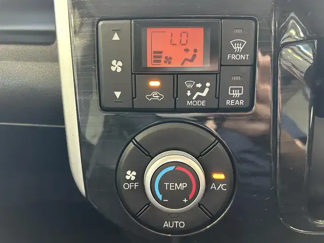 ダイハツ タント カスタム X トップED SA 沖縄県 2014(平26)年 5.5万km ナイトシャドーパープルクリスタルM (株)IDOMが運営する【じしゃロンコザ店】の自社ローン対象車両になります。こちらは現金ご利用時の価格です。自社ローンご希望の方は別途その旨お申付け下さい。/純正ナビ　/ＴＶ　/Ｂｌｕｅｔｏｏｔｈ接続　/ＣＤ再生　/片側パワースライドドア　/横滑り防止装置　/衝撃軽減ブレーキ　/純正フロアマット　/オートライト　/ＬＥＤライト　/プッシュスタート　/スマートキー