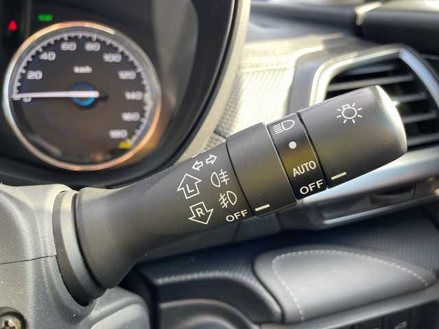 スバル フォレスター ハイブリッド アドバンス 石川県 2018(平30)年 8.7万km ホライゾンブルーP メーカーナビ　フルセグＴＶ　バック＆サイドカメラ　ＬＥＤヘッドライト　ＥＴＣ　ドライブレコーダー　デジタルミラー　パワーバックドア　レーダークルーズ　純正ＡＷ　シートヒーター　パワーシート　保証書