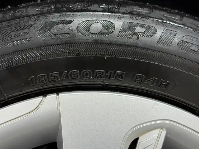 トヨタ シエンタ G 大阪府 2018(平30)年 2.3万km コバルトブルーメタリック 後期モデル 純正ナビTV 360カメラ 両側パワースライドドア 衝突軽減ブレーキ レーンアシスト オートハイビーム スマートキー プッシュスタート アイドリングストップ オートエアコン ETC